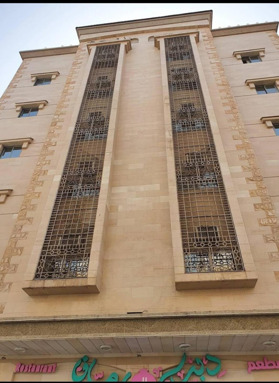 Al Meknan Hotel Medina ภายนอก รูปภาพ