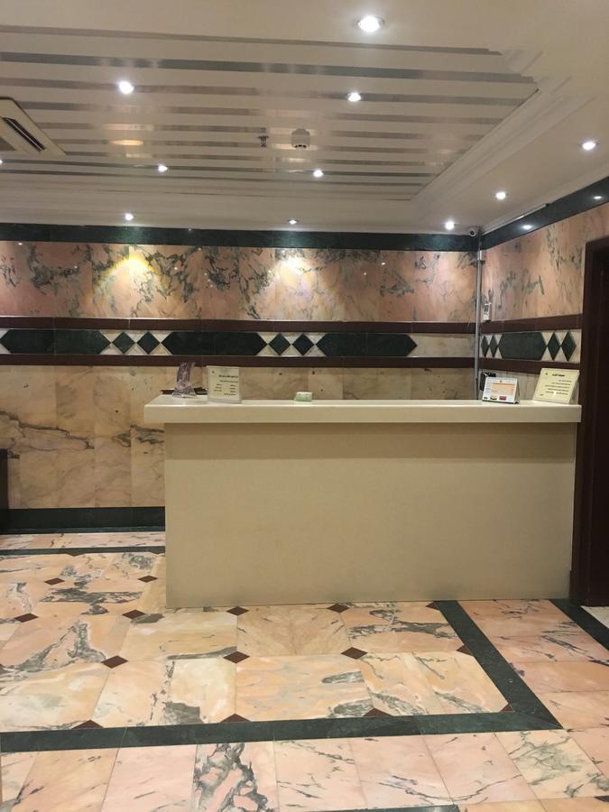 Al Meknan Hotel Medina ภายนอก รูปภาพ