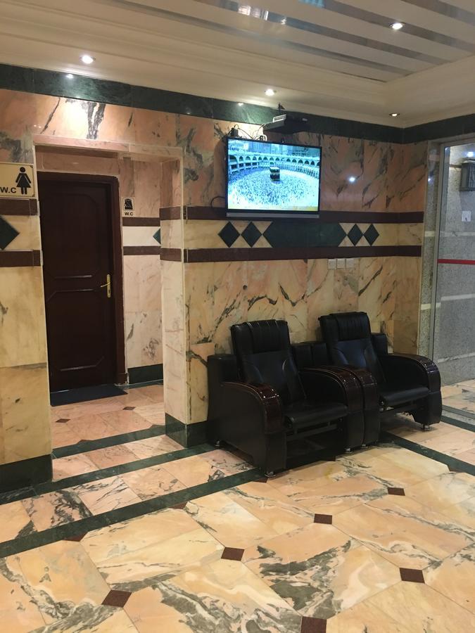 Al Meknan Hotel Medina ภายนอก รูปภาพ