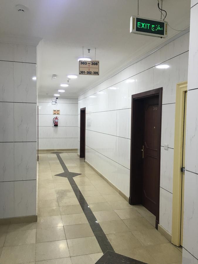 Al Meknan Hotel Medina ภายนอก รูปภาพ